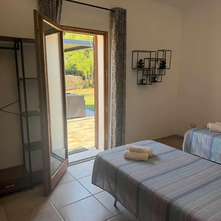 アパート Residenza Degli Ulivi オルビア